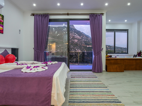  gece  -  Kasım
  | Kalkan İslamlar Balayı Villası: Jakuzili, Özel Havuzlu, 5 Kişilik Muhafazakar
